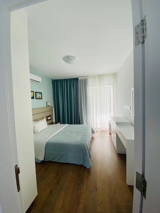Victoria Suites Пафос Екстериор снимка
