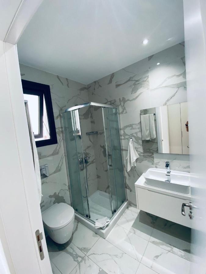 Victoria Suites Пафос Екстериор снимка